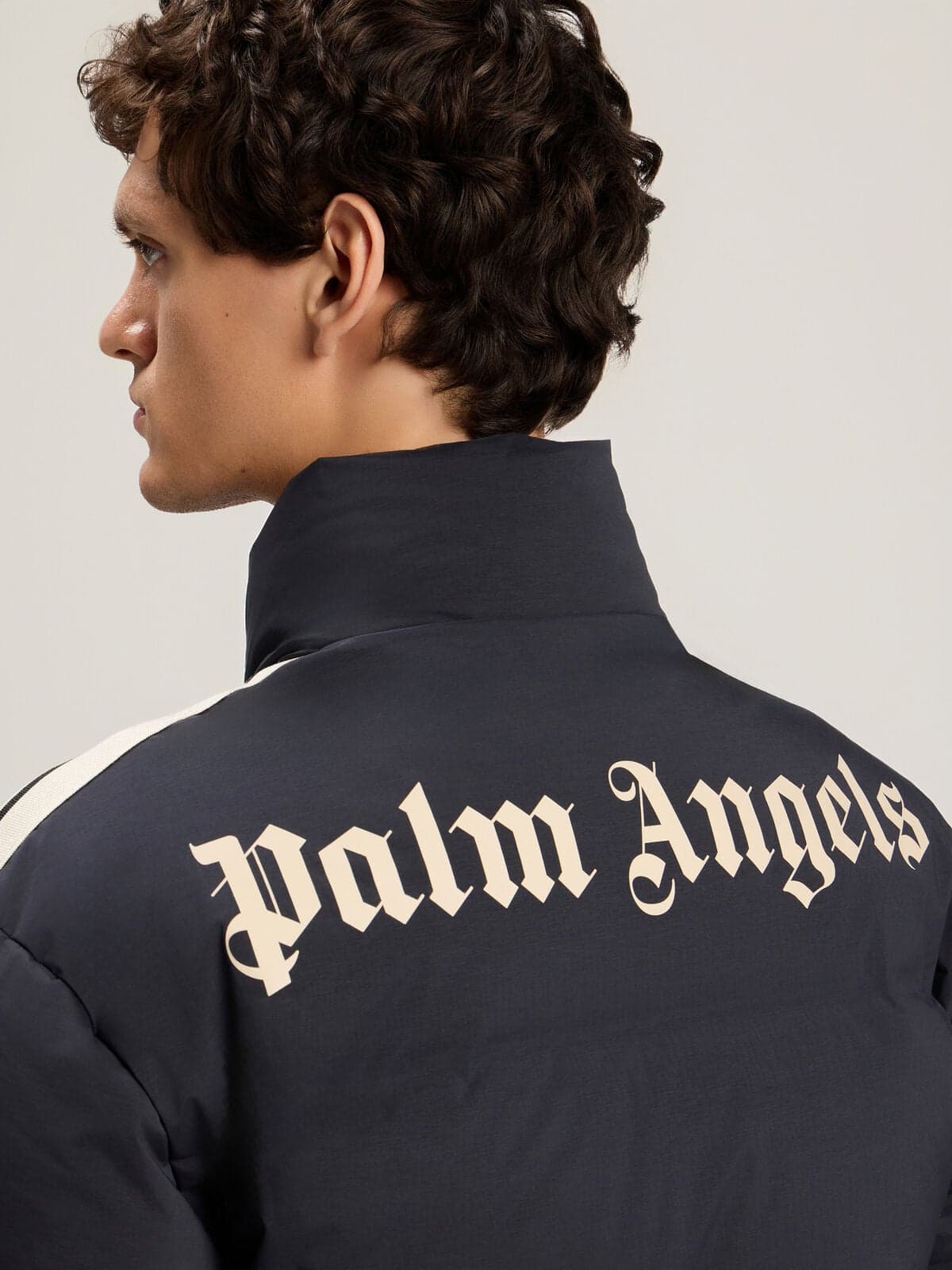 Palm Angels Classic Logo Track Down Jacket, Indossato